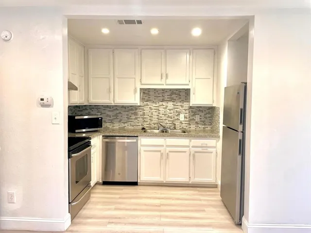 $1,100 | 307 East Mitchell Street, Unit D, Arlington, TX 76010
