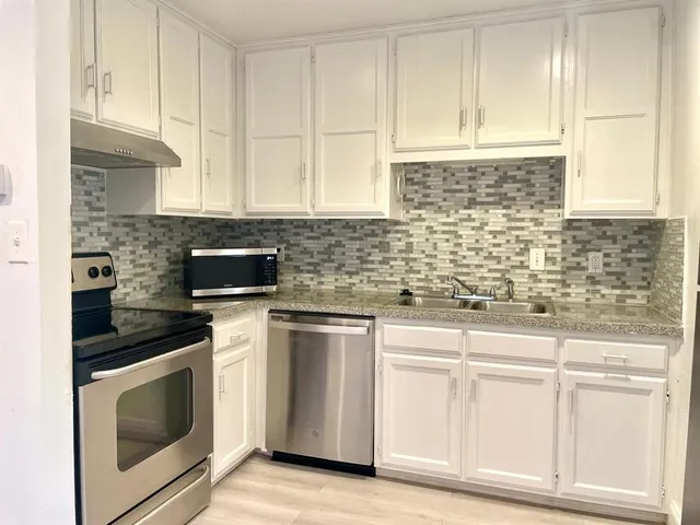 $1,100 | 307 East Mitchell Street, Unit D, Arlington, TX 76010