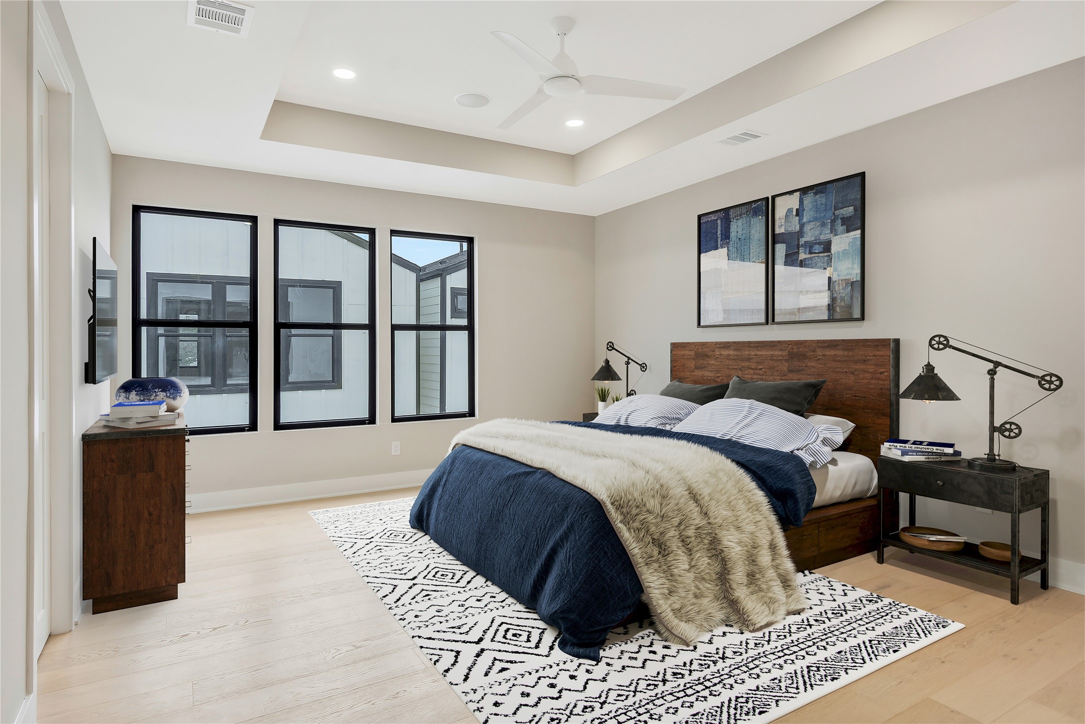 2235 Blalock Road Houston, TX 77080 - Photo 18 of 33 a bedroom with a large bed and a window