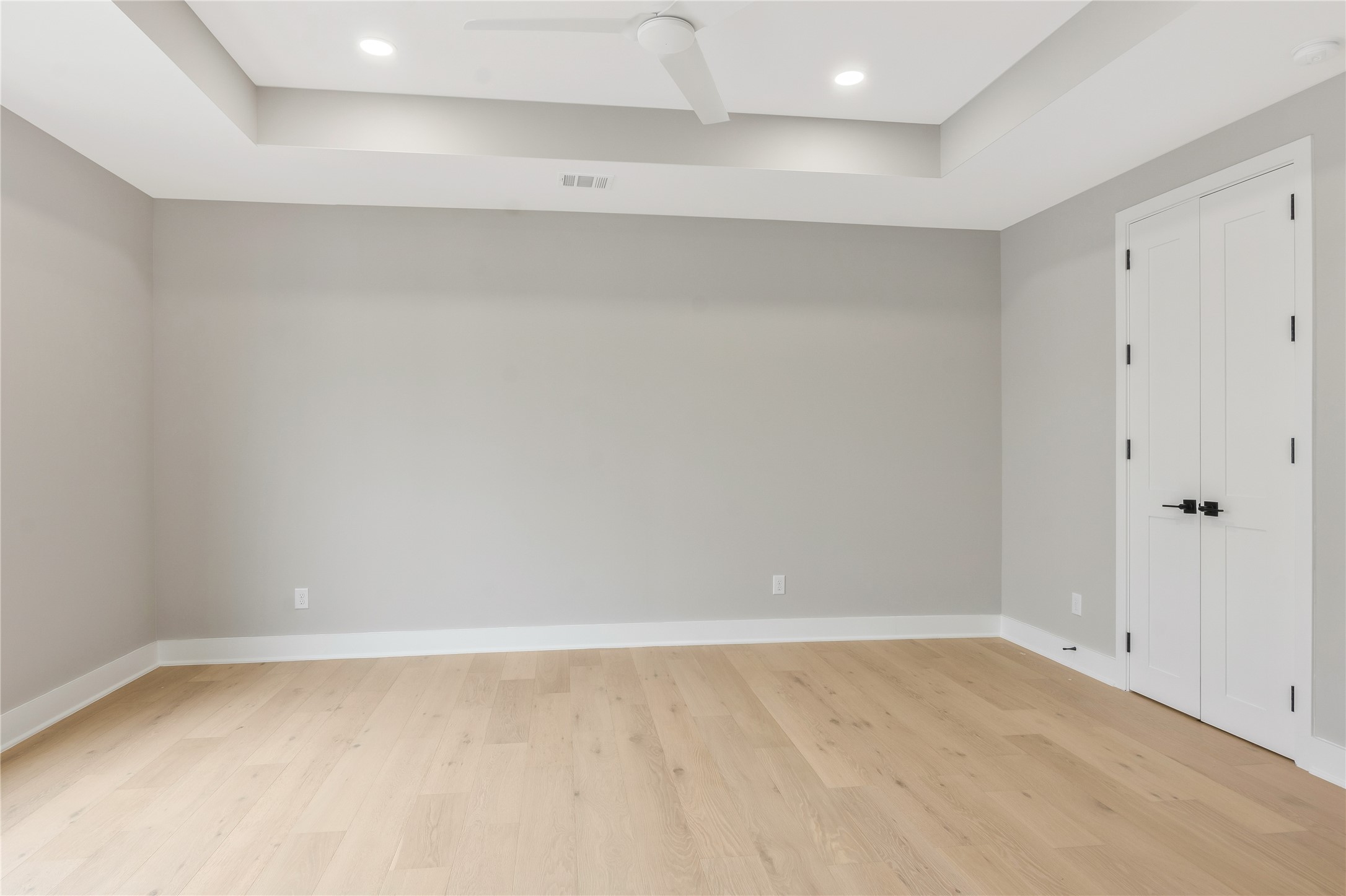 2235 Blalock Road Houston, TX 77080 - Photo 20 of 33 a view of an empty room
