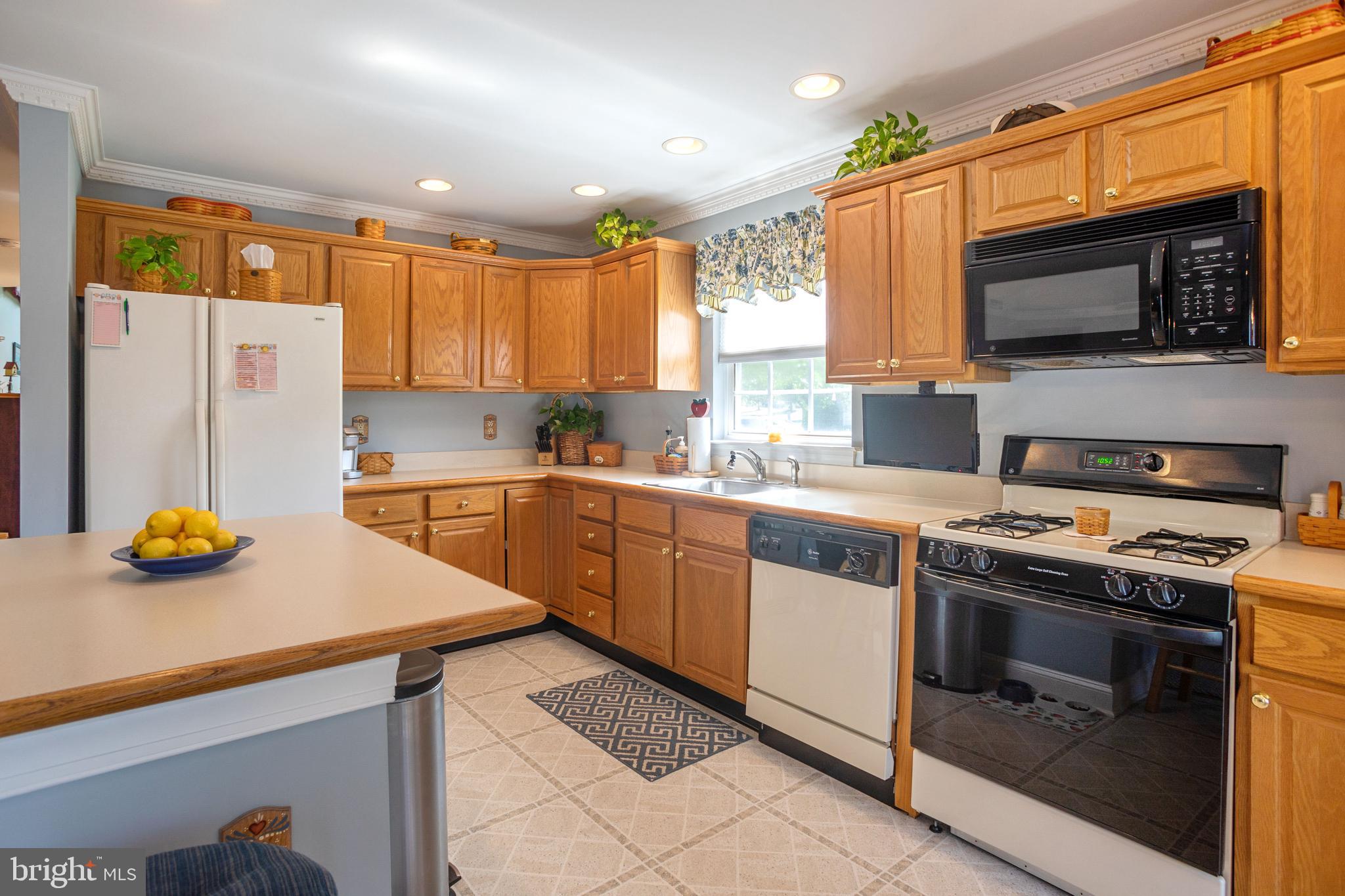 308 Manor Road Harleysville, PA 19438 - Photo 13 of 31 Gallery Image 13