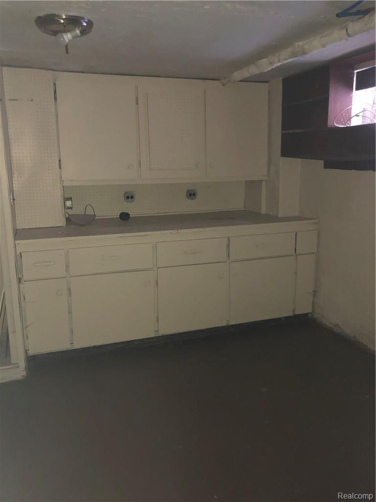 11169 Balfour Road Detroit, MI 48224 - Photo 10 of 13 11169 BALFOUR BASEMENT 1.JPG