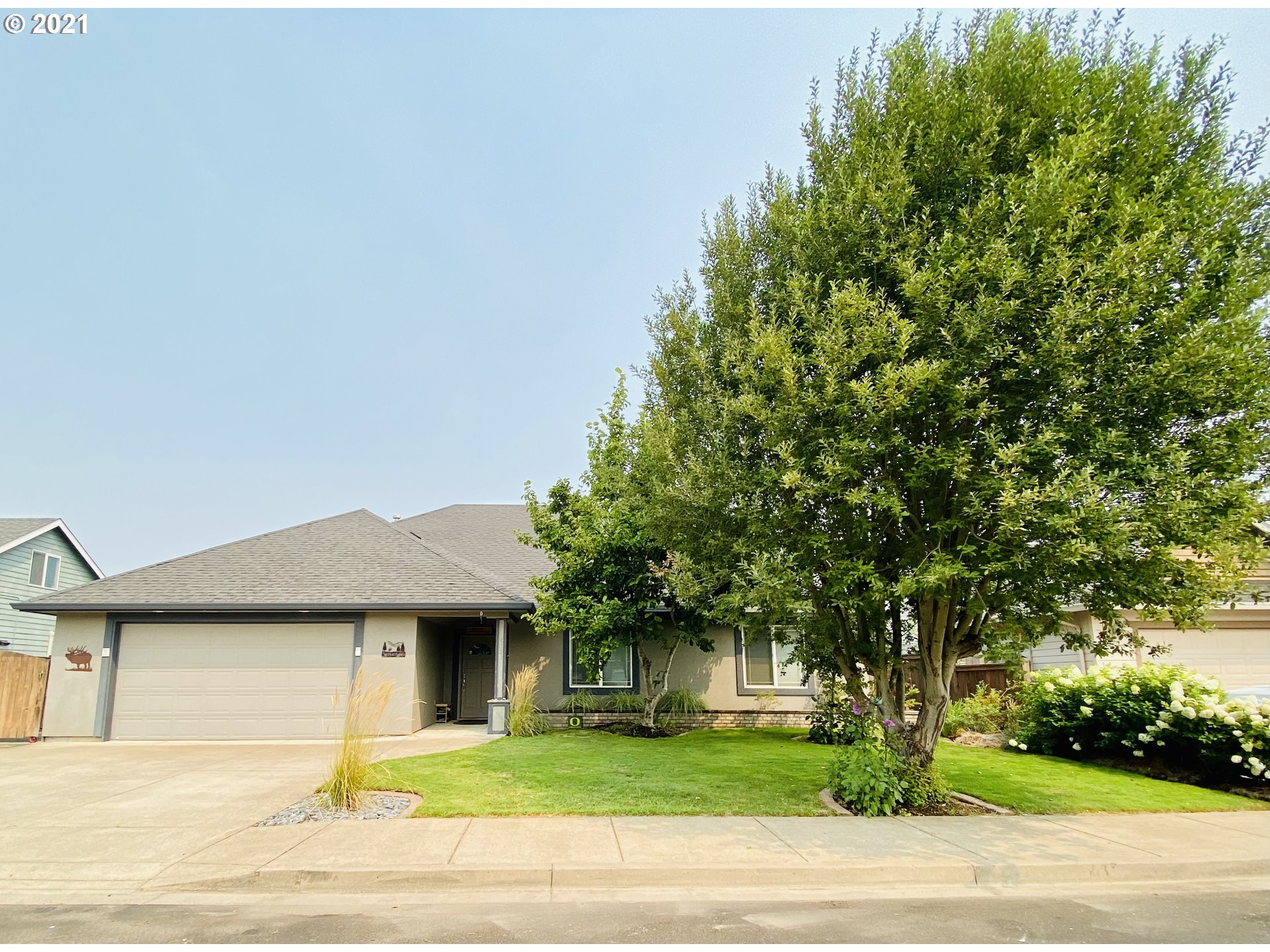 6720 Aaron Lane Springfield, OR 97478 - Photo 1 of 22