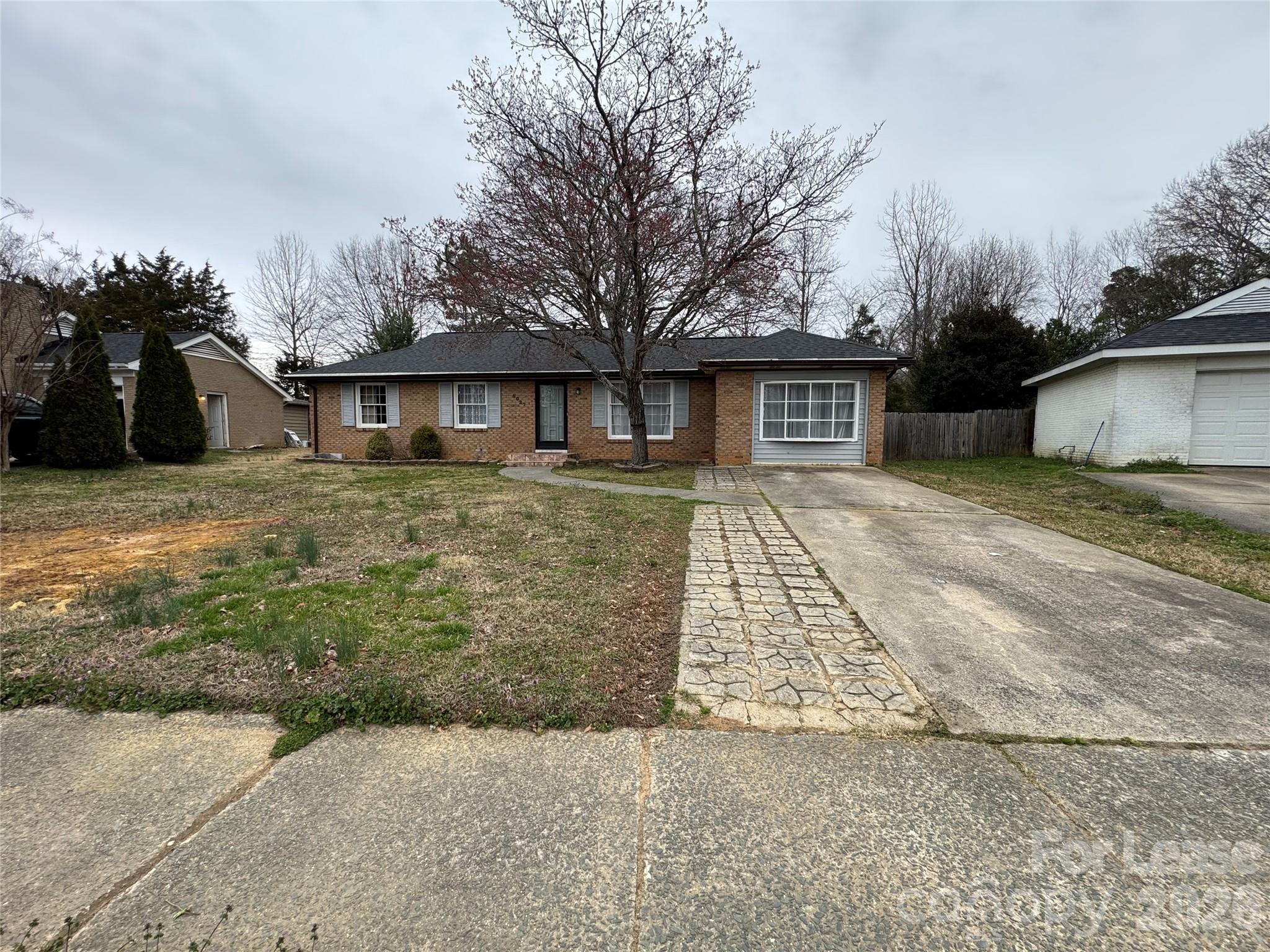 8027 Country Oaks Road Charlotte, NC 28227 - Photo 2 of 15