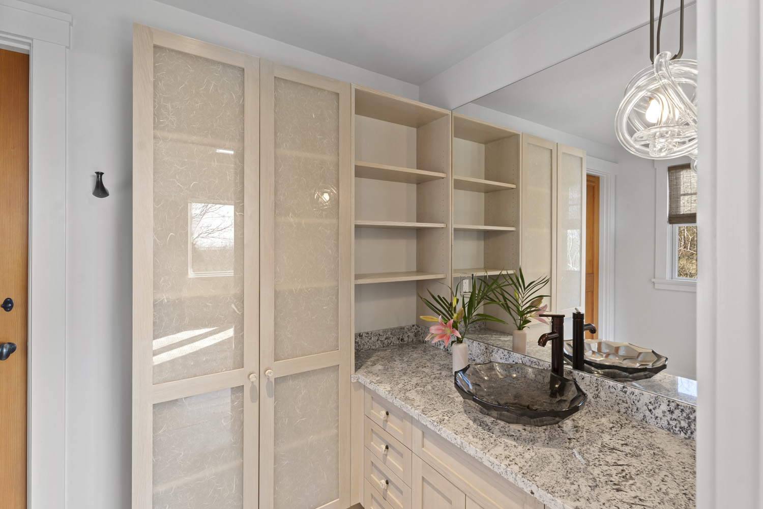308 S Road Chilmark, MA 02535 - Photo 21 of 41 Bathroom #2