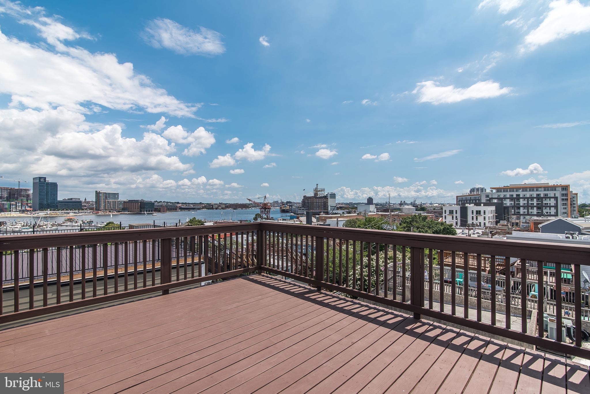 704 East Fort Avenue Baltimore, MD 21230 - Photo 37 of 58 a view of city from a roof deck