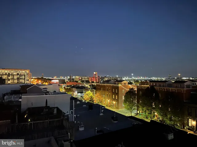 a view of a lobby area