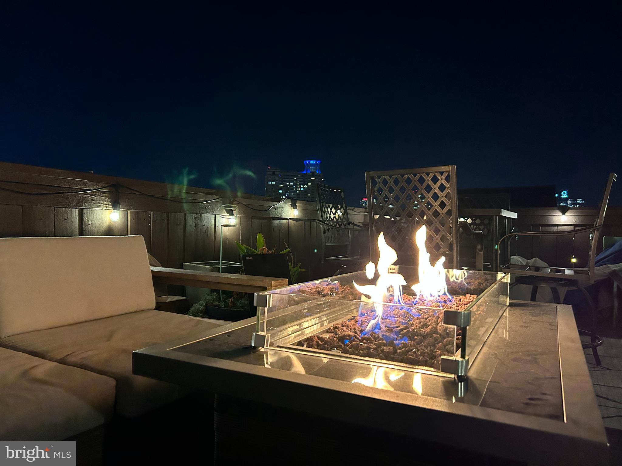 704 East Fort Avenue Baltimore, MD 21230 - Photo 58 of 58 a view of a lobby area