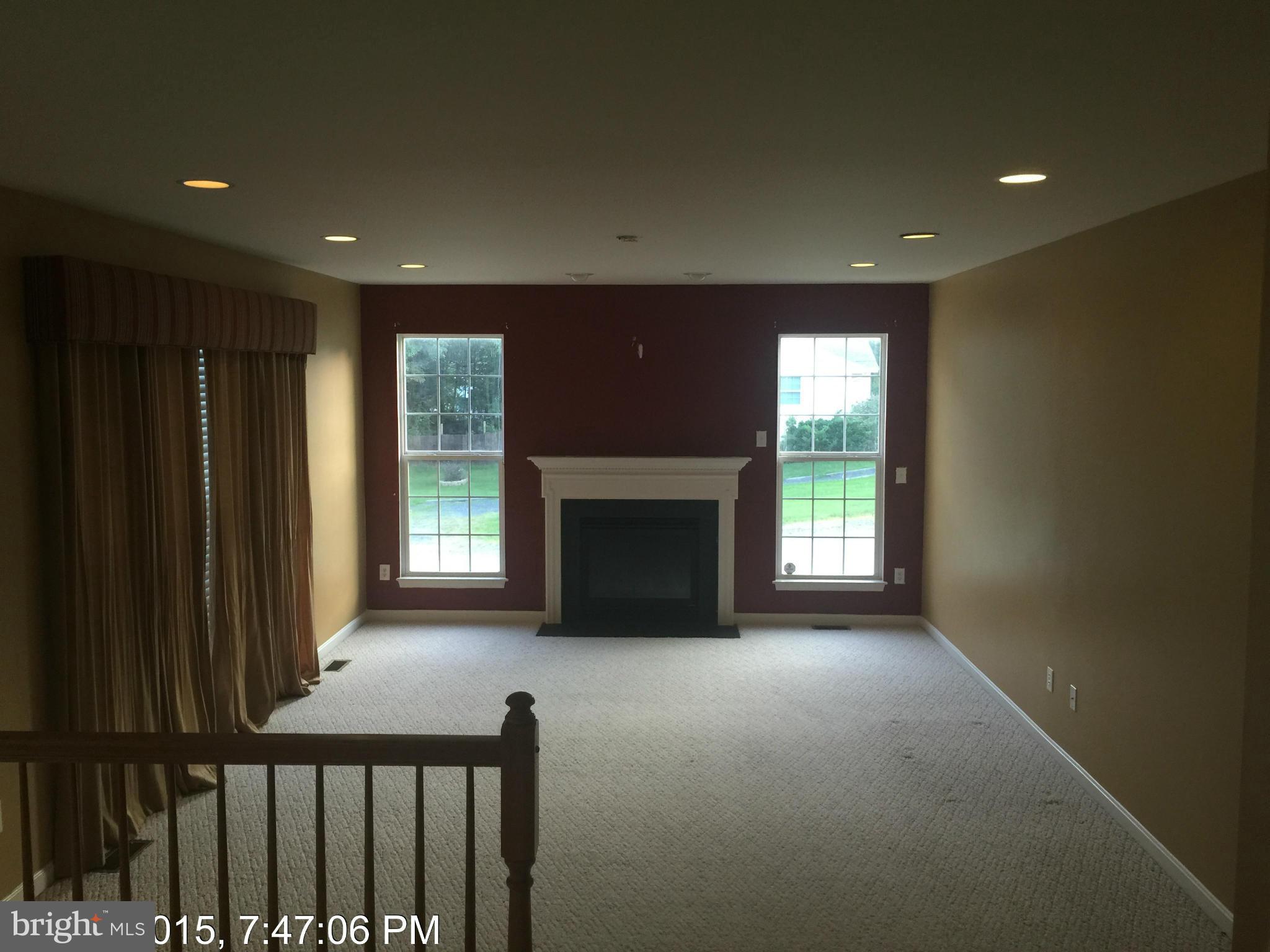 8743 Mission Road Jessup, MD 20794 - Photo 11 of 26 Living Room