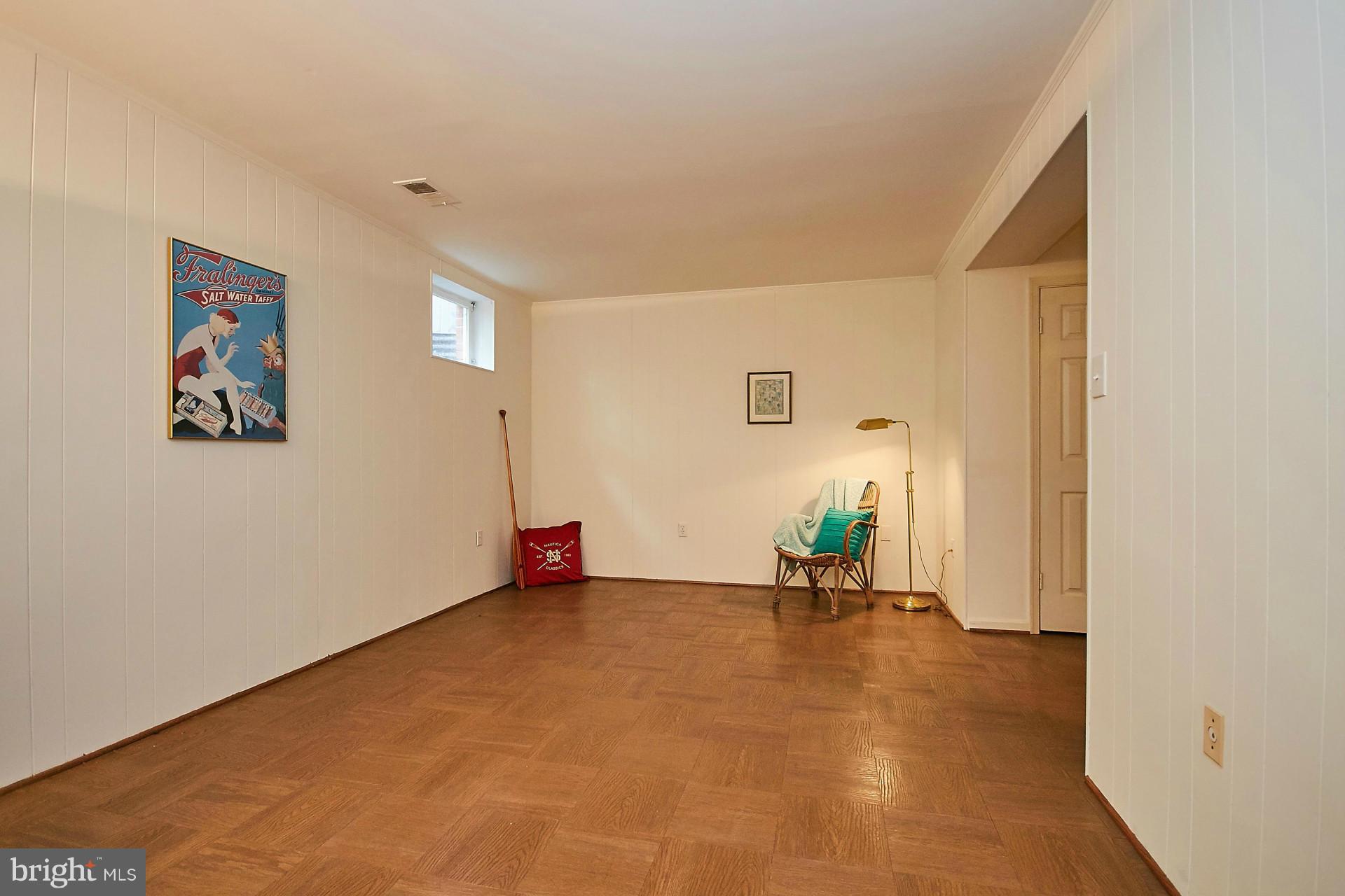 7052 Leestone Street Springfield, VA 22151 - Photo 21 of 30 Rec Room/Family Room