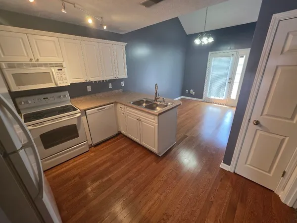 $1,650 | 3001 Hamilton Church Road, Unit 536, Antioch, TN 37013