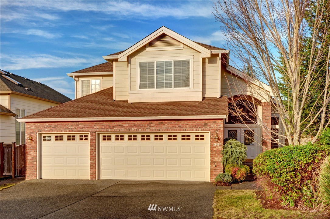 2016 Northeast 34th Place Renton, WA 98056 - Photo 1 of 25 Gallery Image 1