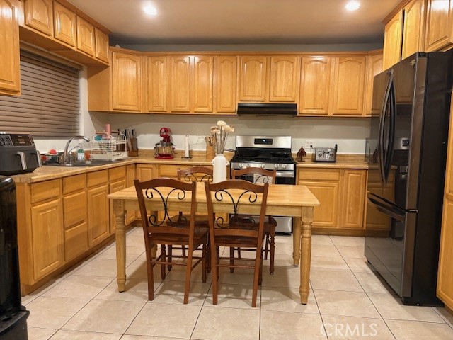 7249 Marcelle Street Paramount, CA 90723 - Photo 22 of 26 Kitchen