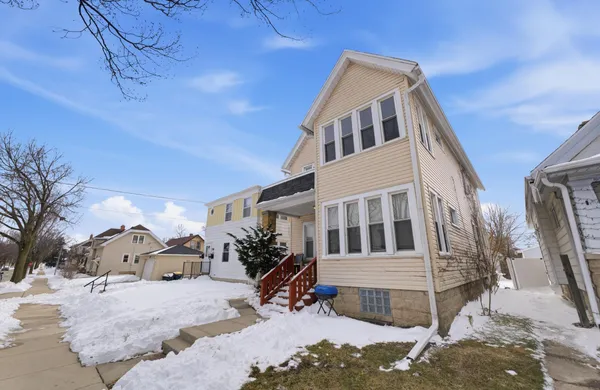 $249,900 | 1955 South 57th Street, West Allis, WI 53219