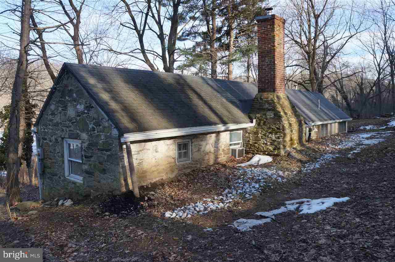 6375 Fairfield Road Fairfield, PA 17320 - Photo 4 of 13 Gallery Image 4