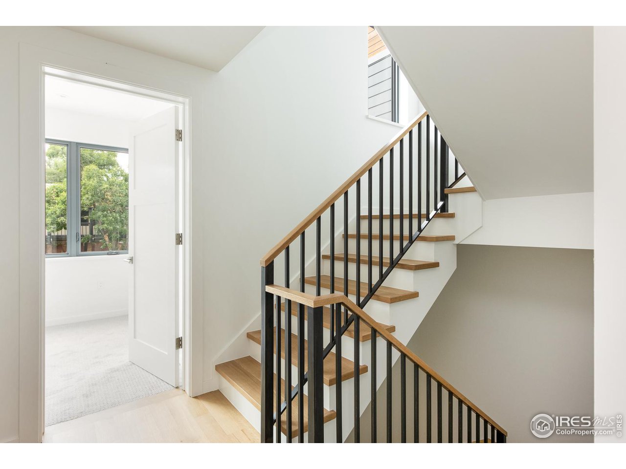 2130 Folsom Street Boulder, CO 80302 - Photo 19 of 40 a view of entryway
