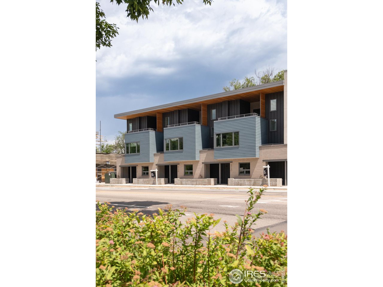 2130 Folsom Street Boulder, CO 80302 - Photo 4 of 40 a front view of a building with street view