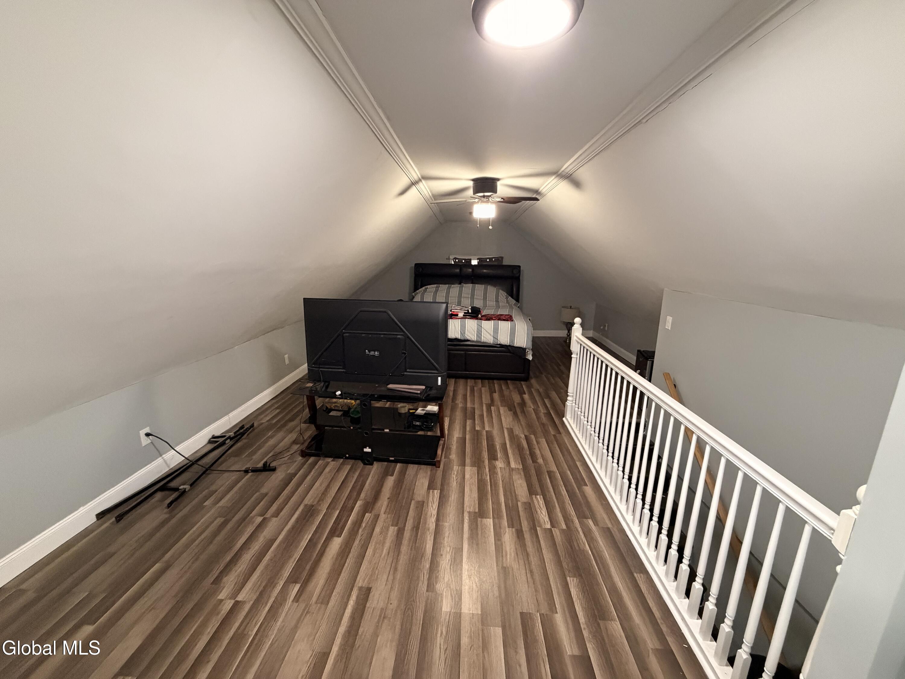 1025 Hegeman Street Schenectady, NY 12306 - Photo 21 of 32 IMG_6003