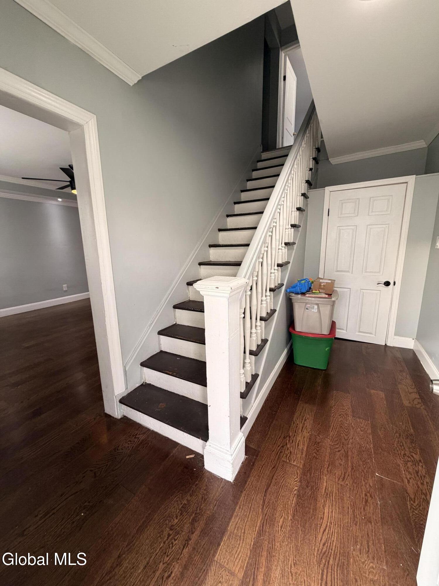 1025 Hegeman Street Schenectady, NY 12306 - Photo 8 of 32 IMG_5988