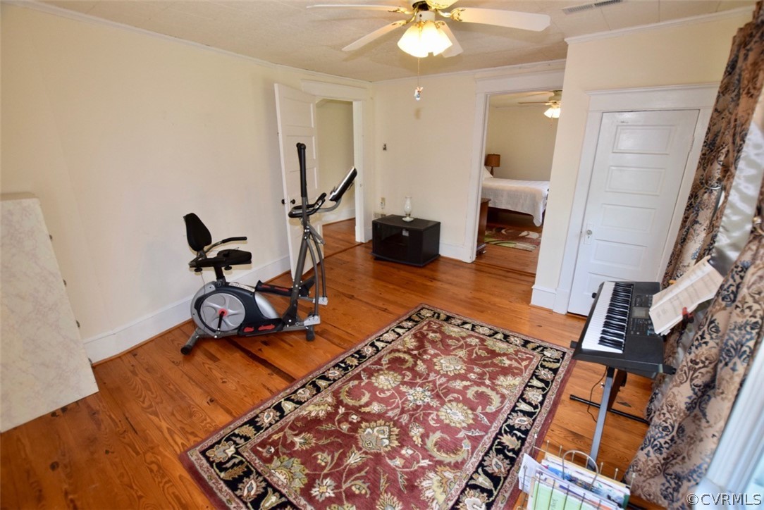 3675 Namozine Road Crewe, VA 23930 - Photo 26 of 48 a view of a room with gym equipment