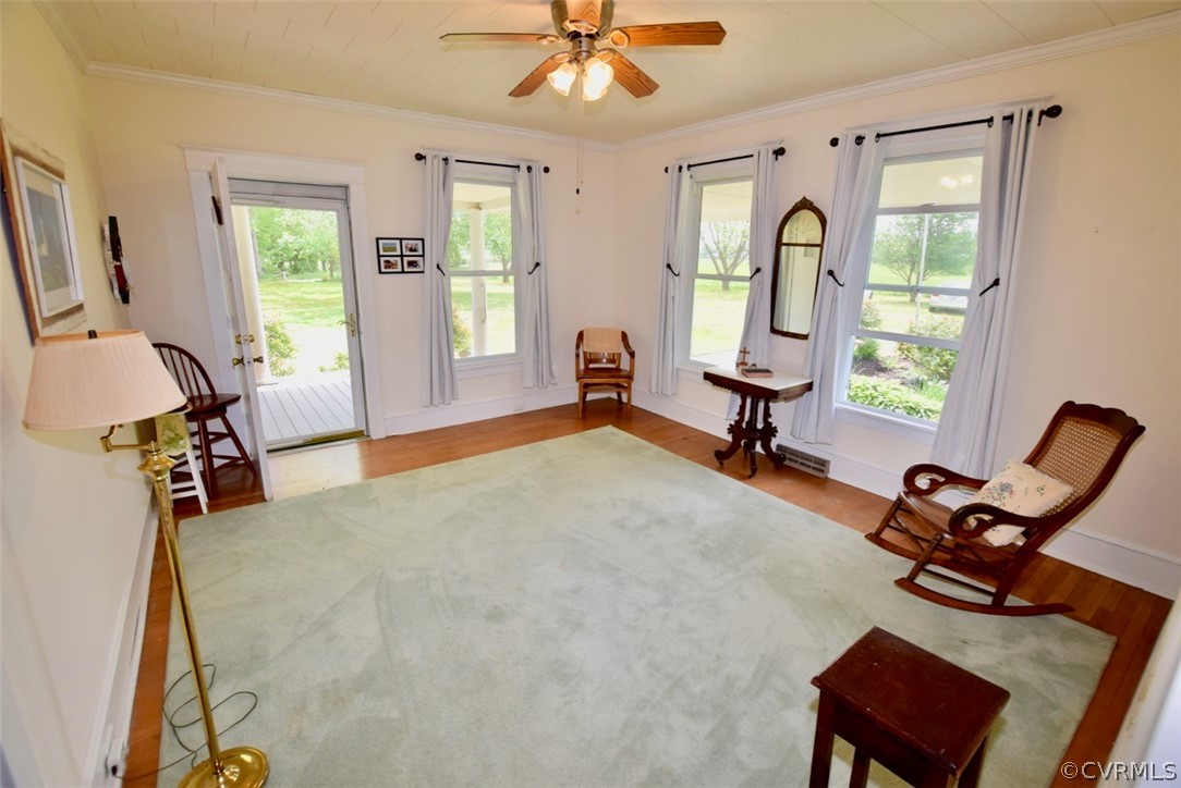 3675 Namozine Road Crewe, VA 23930 - Photo 3 of 48 a view of a livingroom with workspace and a window