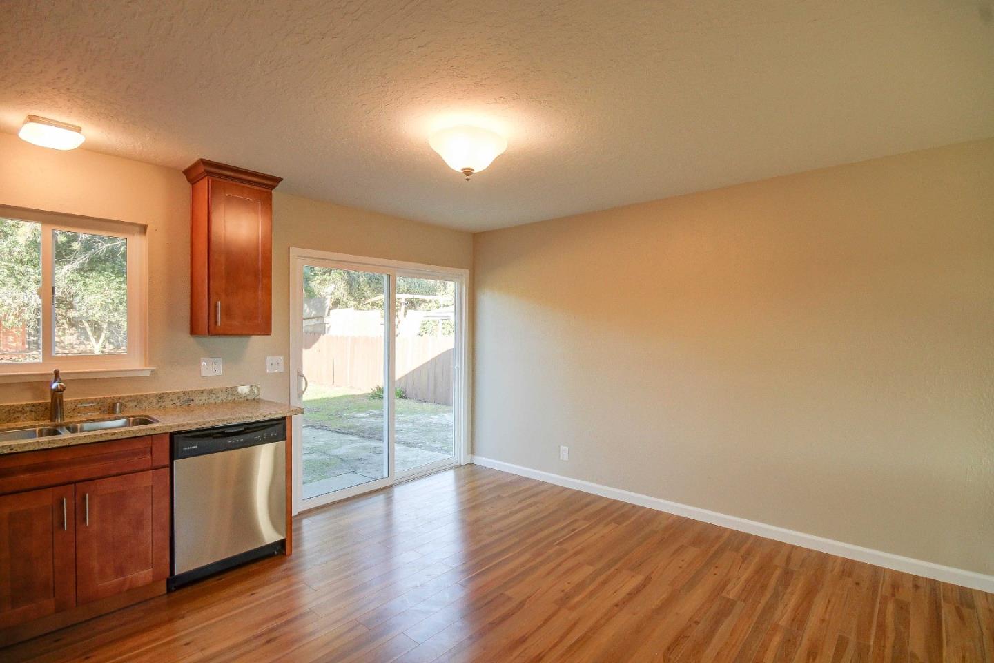 203 Dutchman Road Watsonville, CA 95076 - Photo 4 of 13 Gallery Image 4