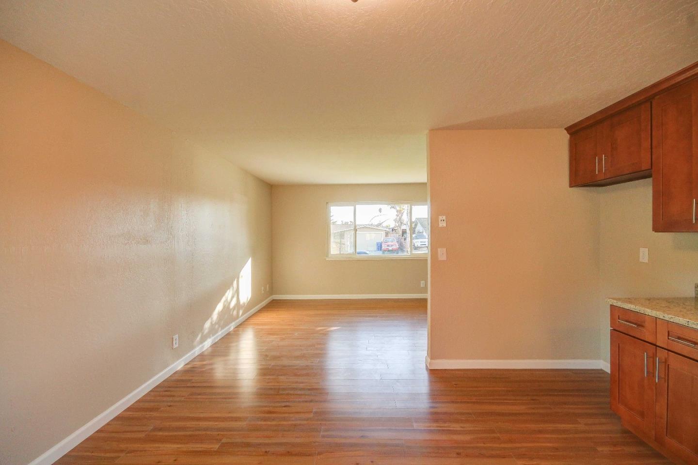 203 Dutchman Road Watsonville, CA 95076 - Photo 5 of 13 Gallery Image 5