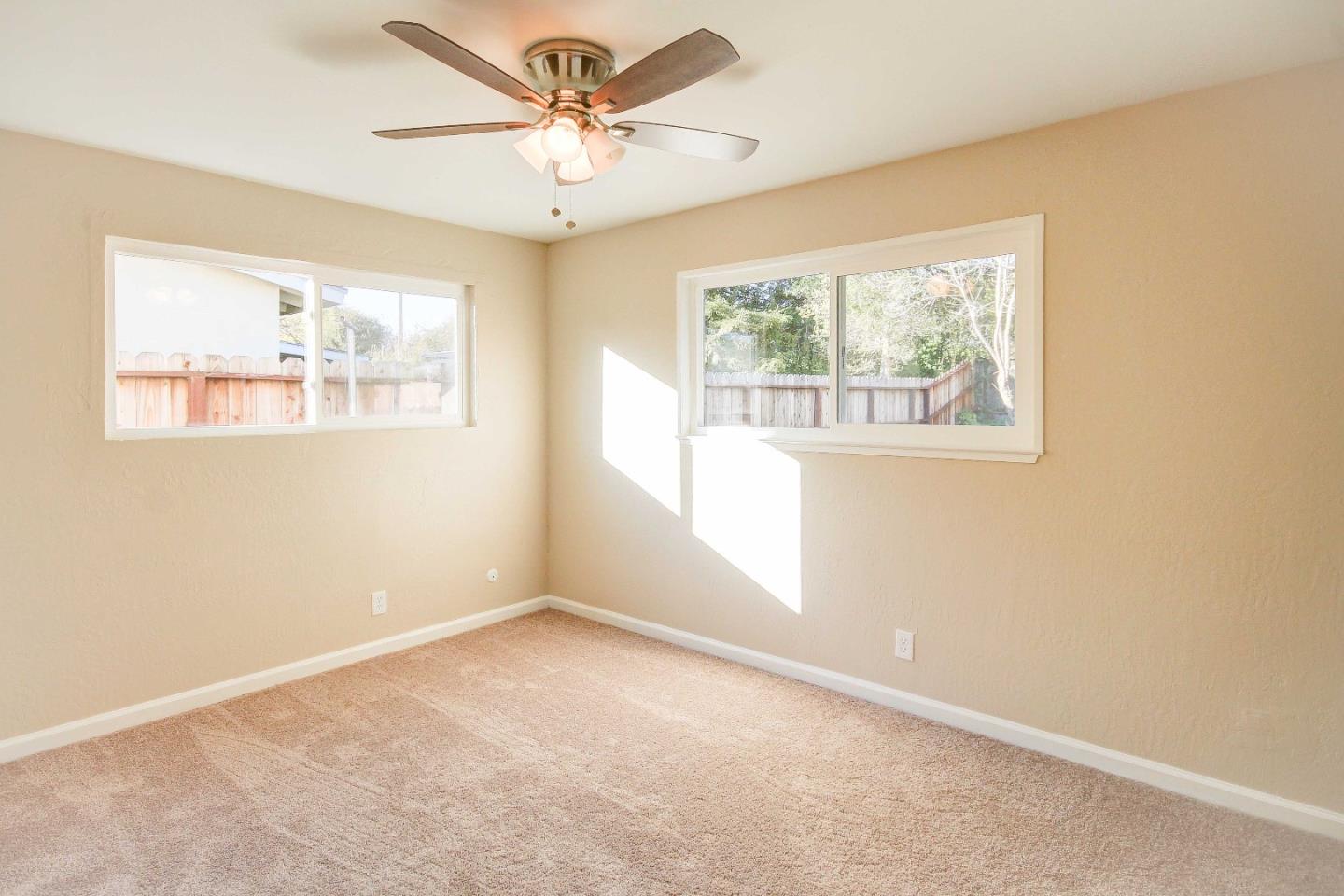 203 Dutchman Road Watsonville, CA 95076 - Photo 8 of 13 Gallery Image 8