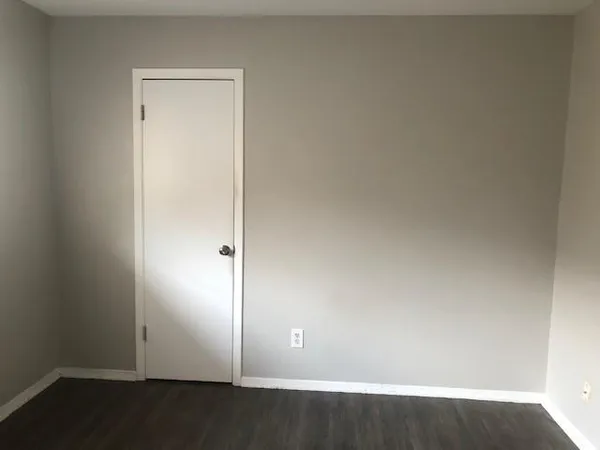 $1,990 | 2410 Woodoak Court, Irving, TX 75060