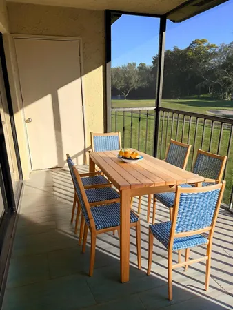 $325,000 | 5021 Oakhill Lane, Unit 123, Delray Beach, FL 33484