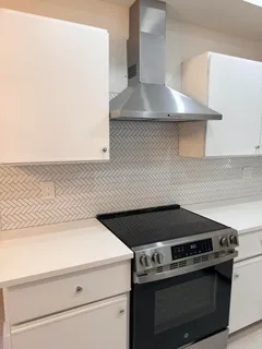 a close view of stove top oven