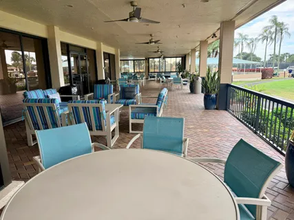 $325,000 | 5021 Oakhill Lane, Unit 123, Delray Beach, FL 33484