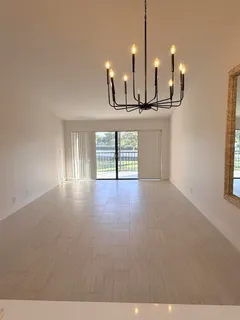 $325,000 | 5021 Oakhill Lane, Unit 123, Delray Beach, FL 33484