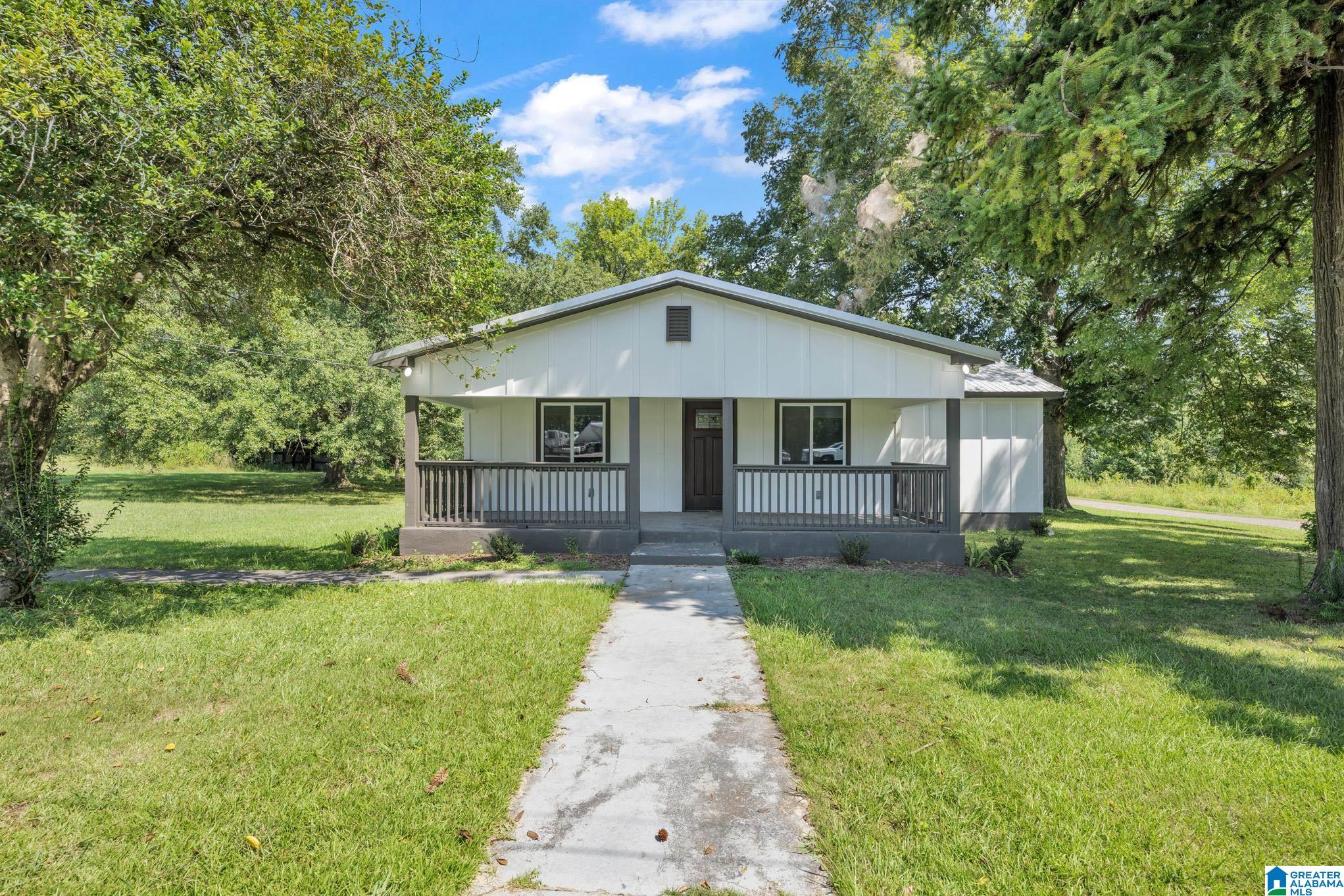 447 Cannie Phillips Road Sumiton, AL 35148 - Photo 2 of 27 Gallery Image 2