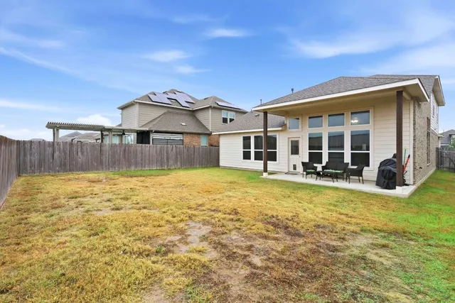 $2,700 | 5928 Agostino Drive, Round Rock, TX 78665