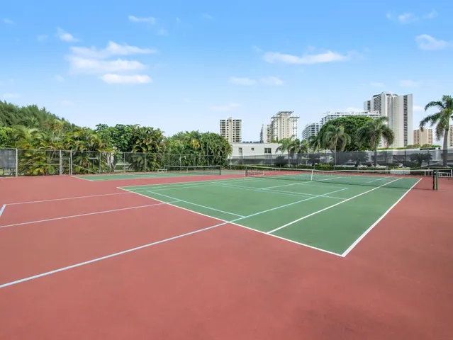 a view of a tennis court