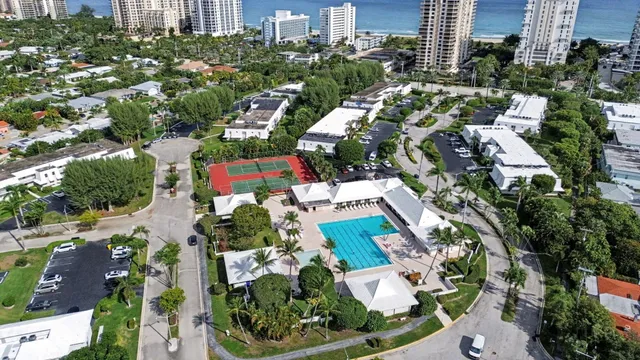 $299,000 | 1205 Sandy Lane, Unit 246, Singer Island, FL 33404
