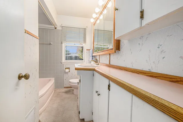 $285,000 | 703 Summer Street, Spring Lake, MI 49456