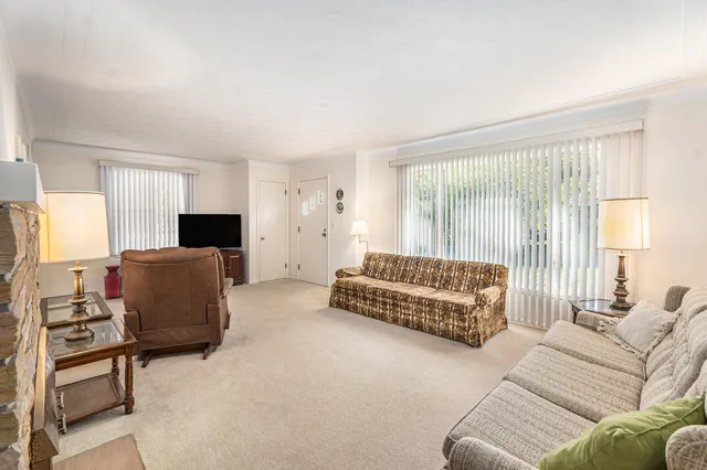 $285,000 | 703 Summer Street, Spring Lake, MI 49456