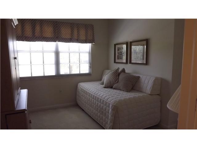 278 Laurel Oaks Way Jupiter, FL 33458 - Photo 13 of 25 Additional Photo