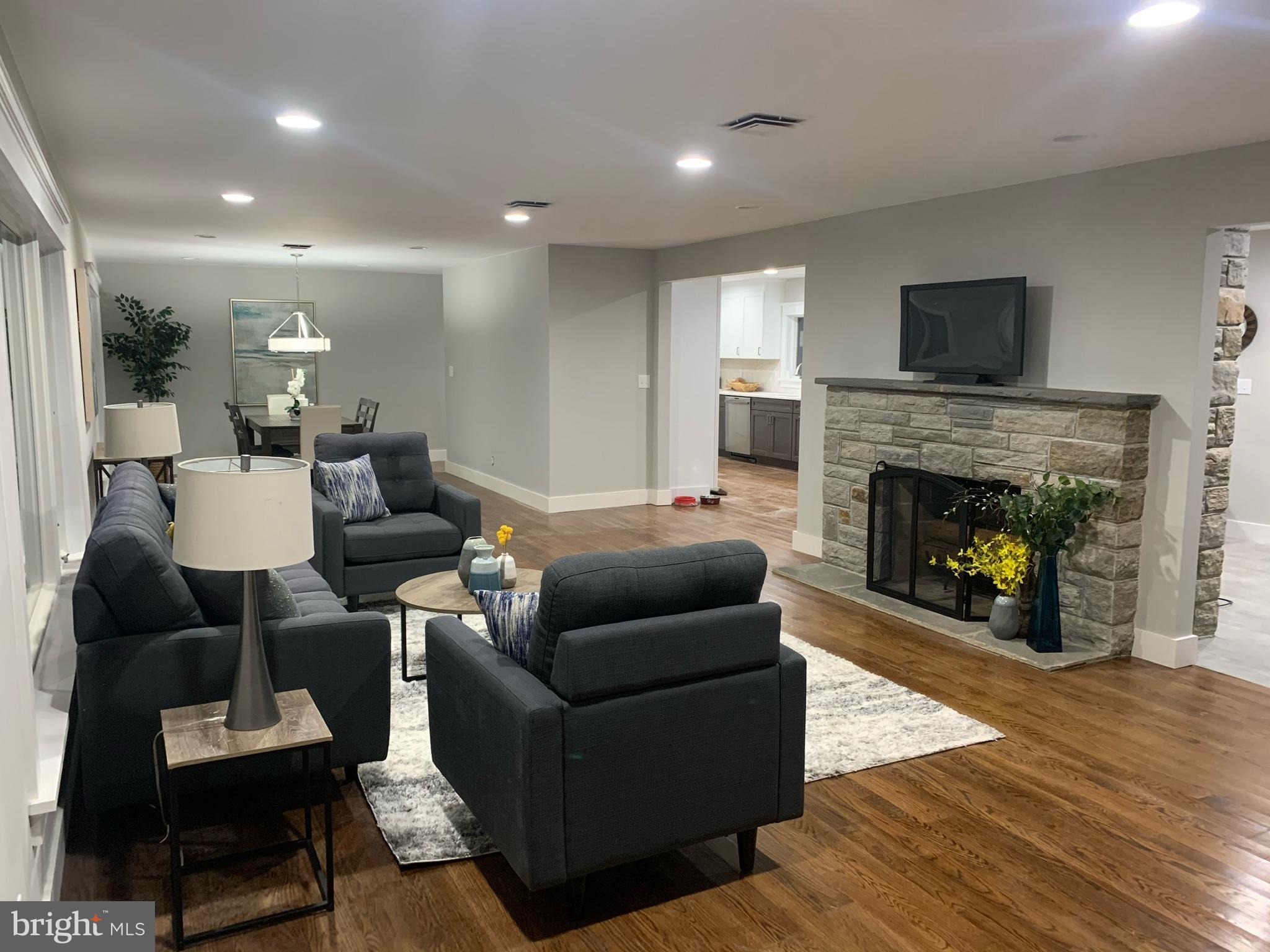 521 Valley View Road Towson, MD 21286 - Photo 2 of 22