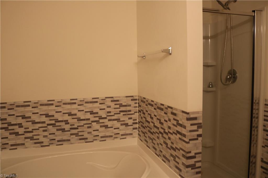 1912 Longshadow Street Rural Hall, NC 27045 - Photo 11 of 16 Large garden tub and separate shower.