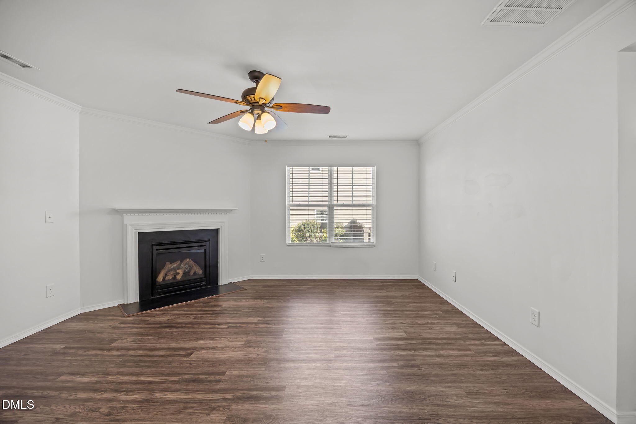 3112 Varcroft Road Knightdale, NC 27545 - Photo 9 of 45 25-web-or-mls-IMG_3758