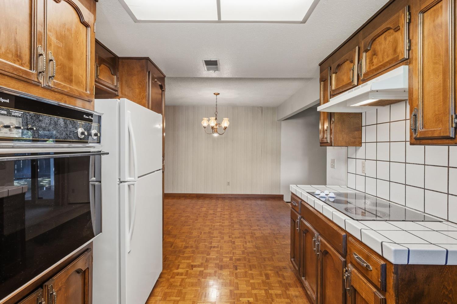 2628 Turquoise Court Modesto, CA 95355 - Photo 14 of 39