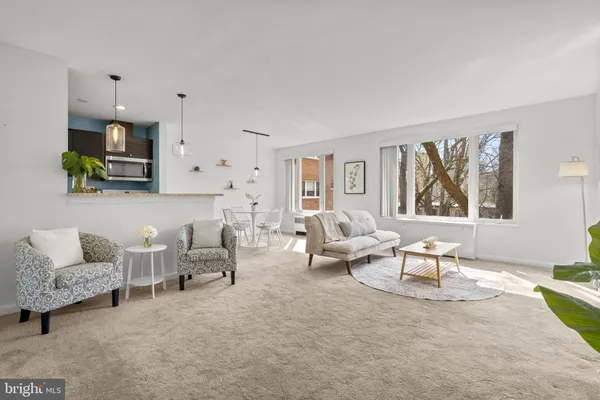 $285,000 | 2400 41st Street Northwest, Unit 312, Washington, DC 20007