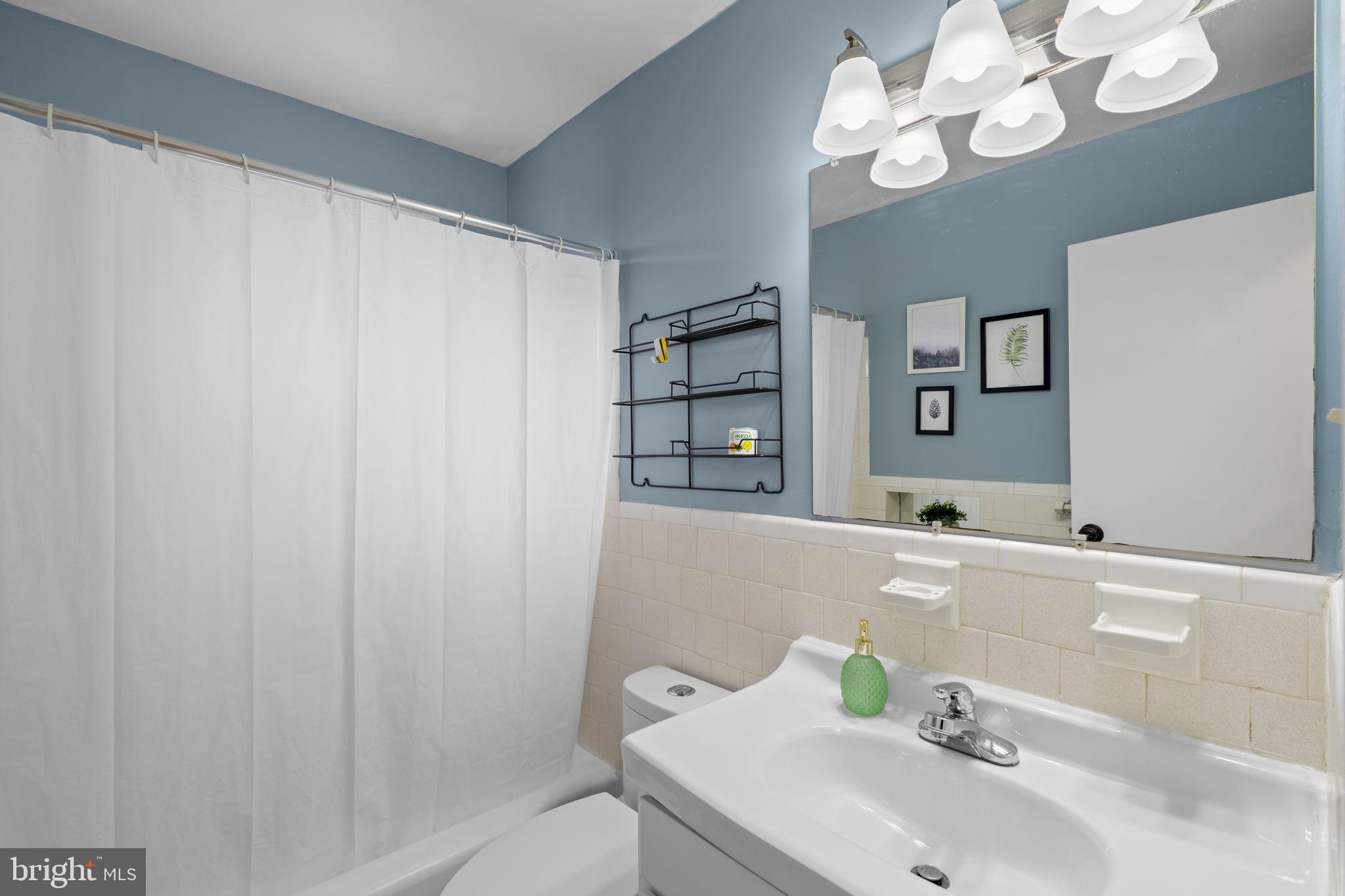 2400 41st Street Northwest, Unit 312 Washington, DC 20007 - Photo 24 of 30