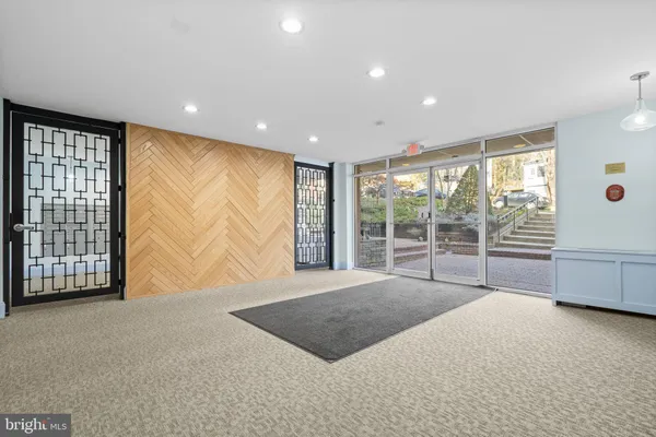$285,000 | 2400 41st Street Northwest, Unit 312, Washington, DC 20007