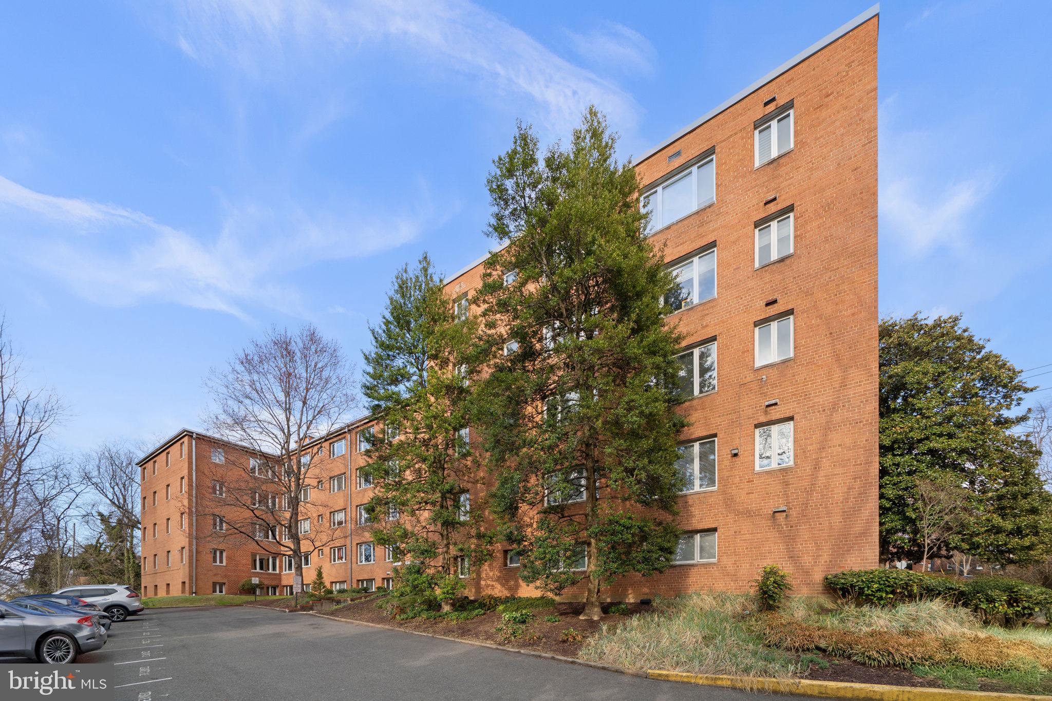 2400 41st Street Northwest, Unit 312 Washington, DC 20007 - Photo 28 of 30
