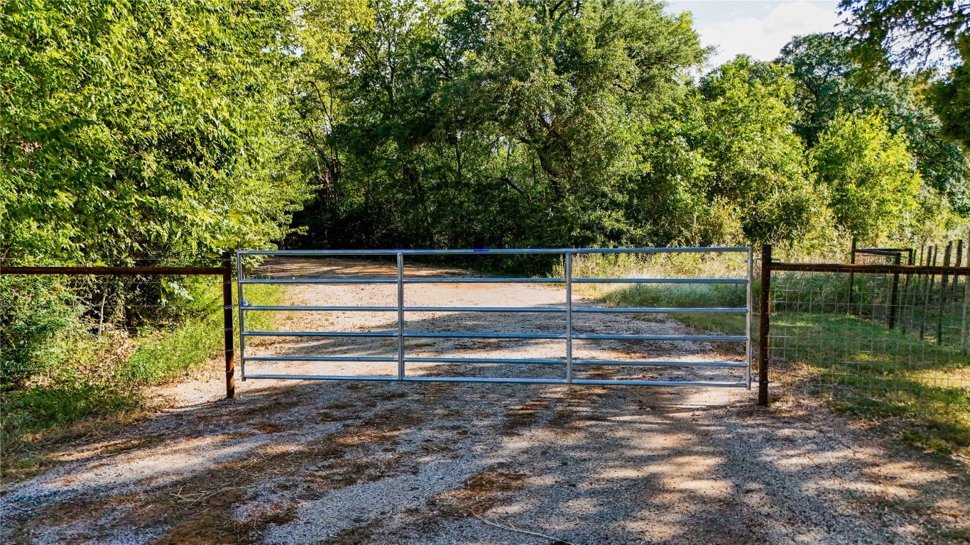 Tbd High Crossing Road Smithville, TX 78957 - Photo 2 of 9 a view of park with wooden fence