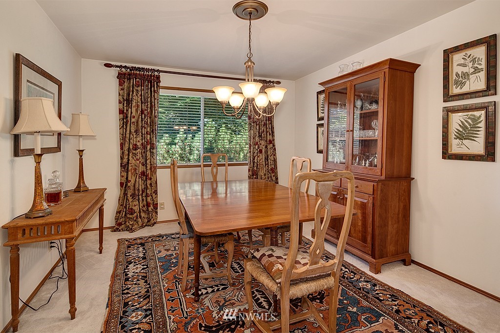 13335 Southeast 194th Court Renton, WA 98058 - Photo 9 of 18 Gallery Image 9